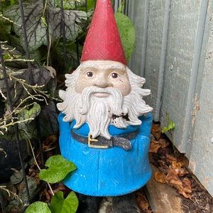 Meet your Posher, Shelly